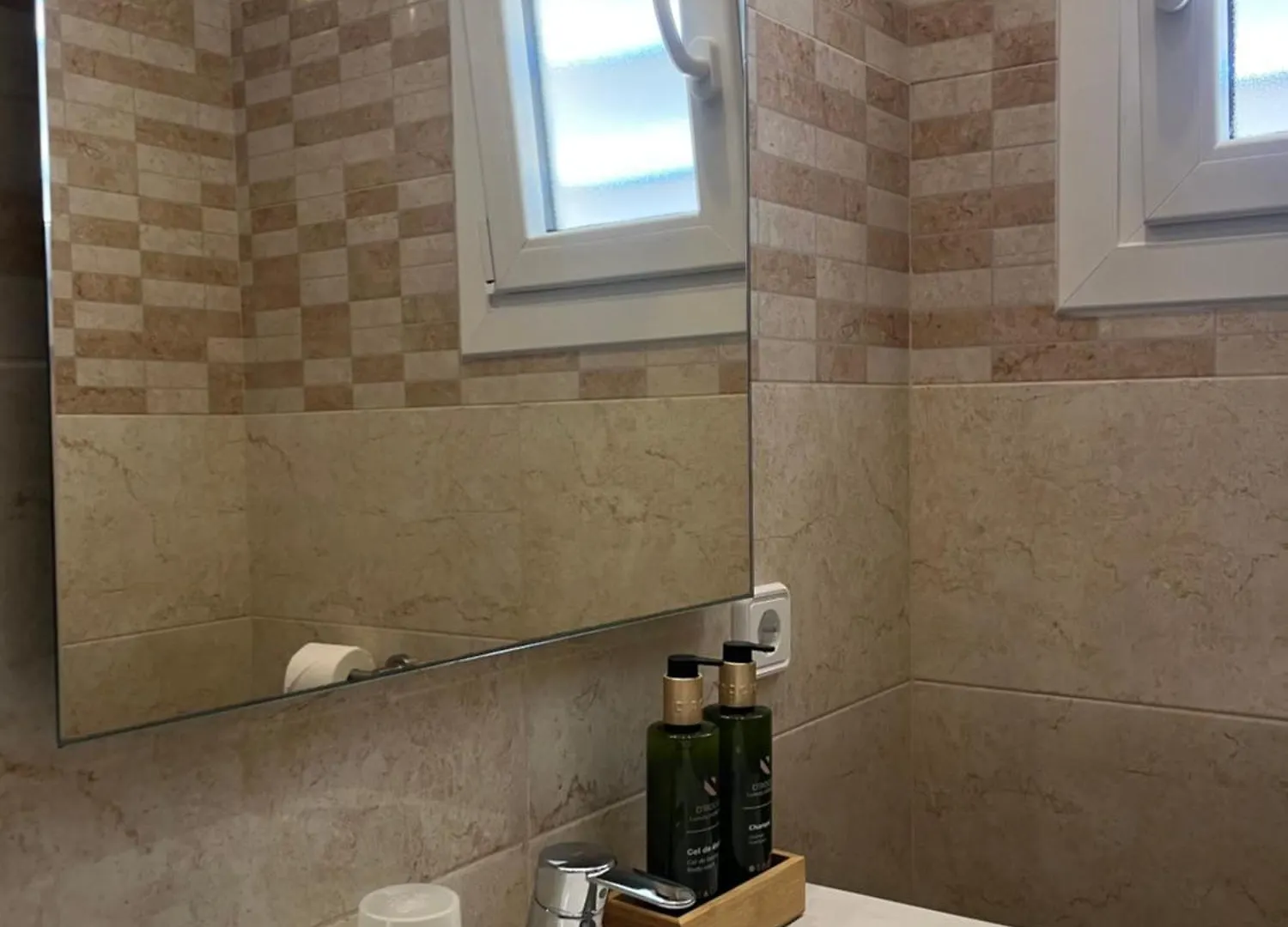 Hostal Dragonera Sant Elm Guest house